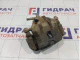 Суппорт тормозной передний правый Hyundai Elantra 581302D600