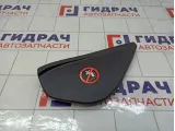 Накладка торпедо правая Hyundai Elantra 847682D000
