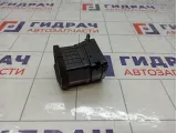 Дефлектор воздушный левый Hyundai Elantra 974802D500