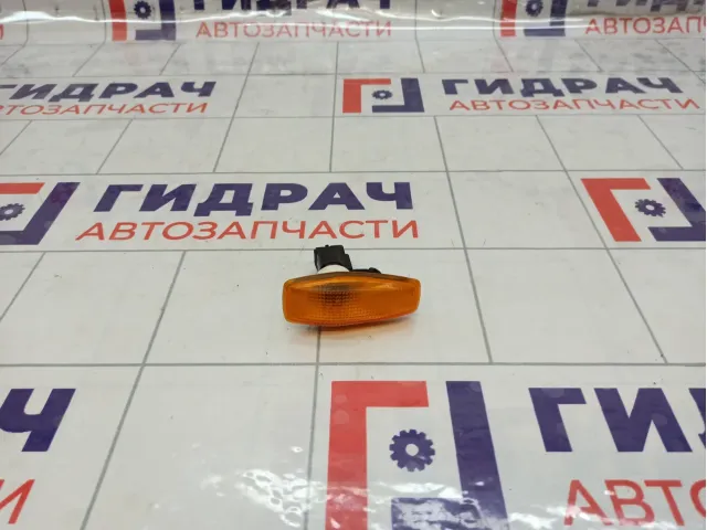 Повторитель на крыло Hyundai Elantra 923032D020