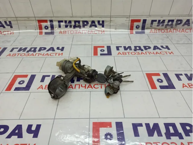 Замок зажигания Hyundai Elantra