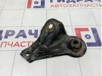 Кронштейн передней балки правый Hyundai Elantra (HD) 62477-2H000
