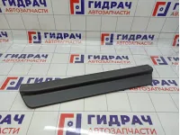 Накладка порога (внутренняя) передняя правая Hyundai Elantra (HD) 858802H0009P