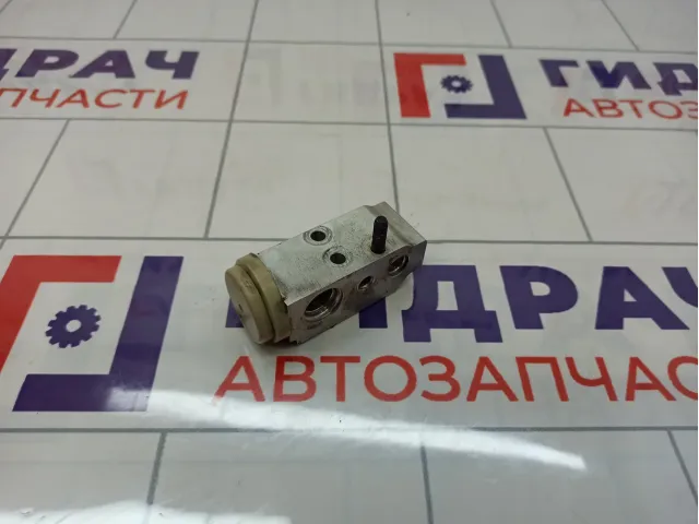 Клапан кондиционера Hyundai Elantra (HD) 97626-2H000