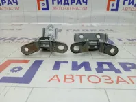 Петли двери передняя правая Hyundai Elantra