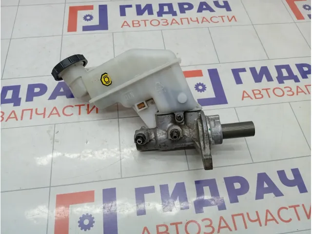Цилиндр тормозной главный в сборе с бачком Hyundai Elantra 585103X410
