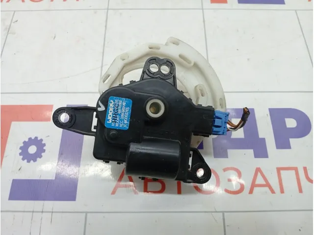 Моторчик заслонки отопителя (печки) Hyundai Elantra 971573X000