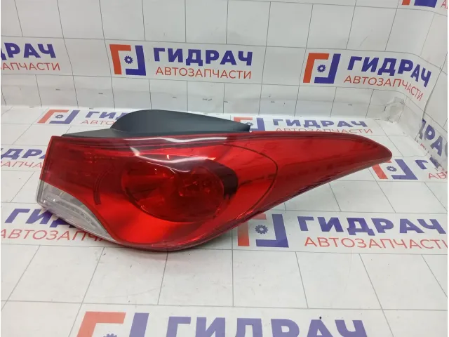 Фонарь задний правый Hyundai Elantra 924023X0