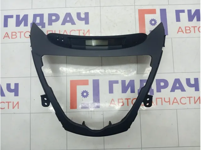 Накладка торпедо в сборе с часами Hyundai Elantra 945103X000