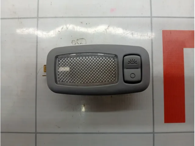 Плафон салонный передний Hyundai Elantra 928923S