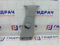 Обшивка стойки центральная верхняя правая Hyundai Elantra 858403X000