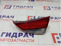 Фонарь задний внутренний правый Hyundai Elantra 924043X220