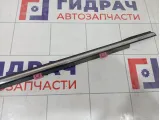 Накладка стекла заднего правого Hyundai Elantra 832203X510