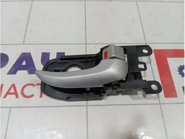 Ручка двери внутренняя задняя правая Hyundai Elantra 836203X111RY