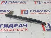 Направляющая стекла двери задней левой Hyundai Elantra 835353X000