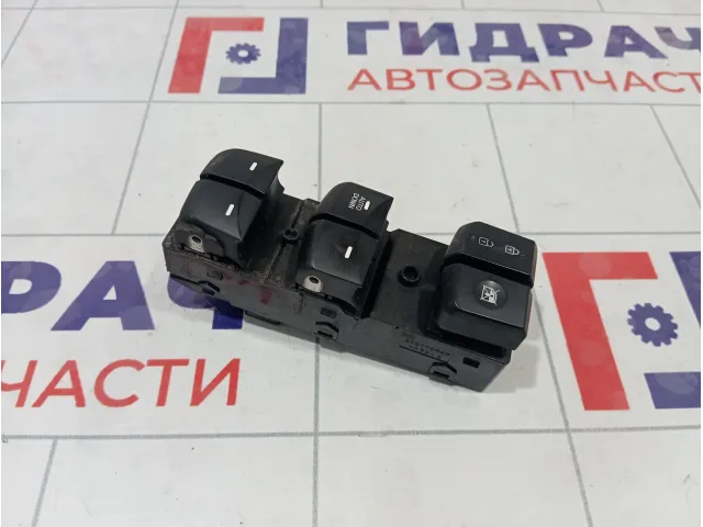 Блок управления стеклоподъемниками Hyundai Elantra 935713X311RY