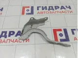 Петля капота передняя правая Hyundai Elantra