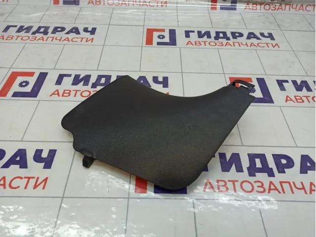 Обшивка стойки передней правой нижняя Hyundai Elantra 858243X000RY