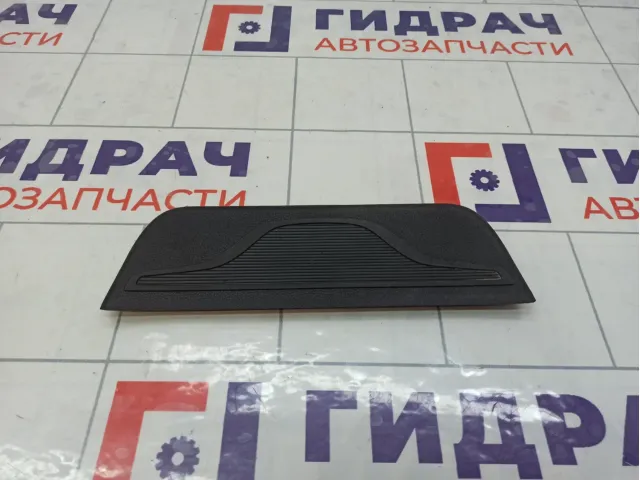 Накладка порога внутренняя задняя левая Hyundai Elantra 858773X000RY