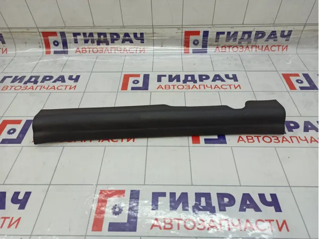 Накладка порога внутренняя передняя левая Hyundai Elantra 858703X000RY