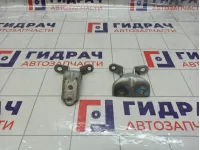 Петли двери задней правой Hyundai Elantra