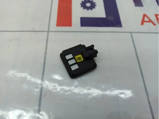 Датчик запотевания Hyundai Elantra 972573V000