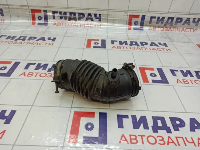 Патрубок воздушного фильтра Hyundai Elantra 281403X300