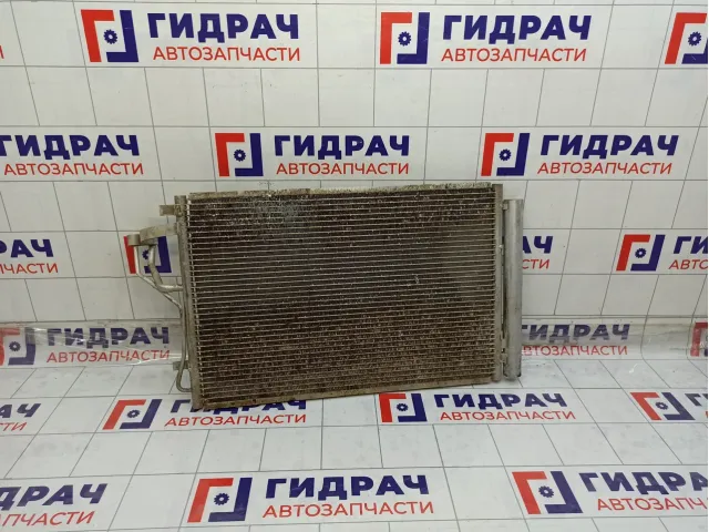 Радиатор кондиционера Hyundai Elantra 976063X600