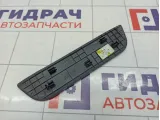 Накладка порога (внутренняя) задняя правая Hyundai Elantra (AD) 85887-F3000-TRY