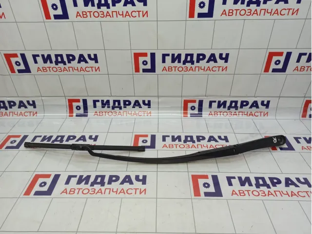 Поводок стеклоочистителя передний правый Hyundai Elantra (AD) 98321-F2000