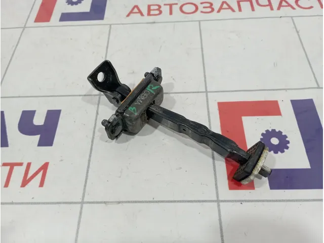 Ограничитель двери задний правый Hyundai Elantra (AD) 79490-F2000