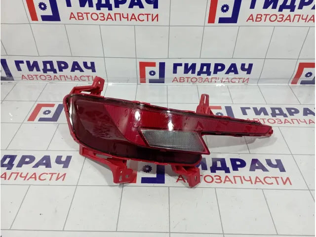 Фонарь задний в бампер правый Hyundai Elantra (AD) 92406-F2510