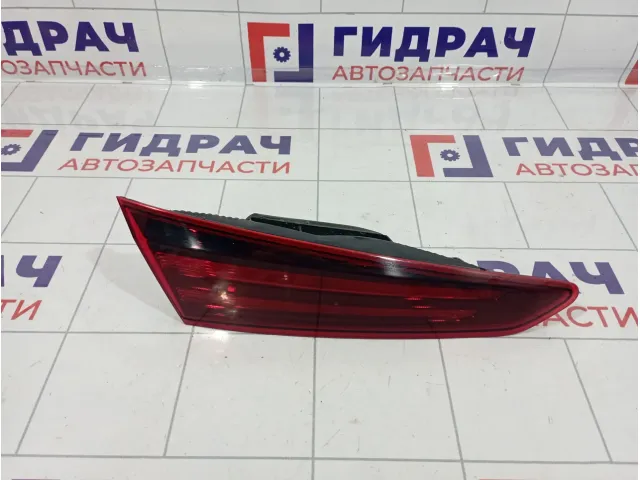 Фонарь задний внутренний левый Hyundai Elantra (AD) 92403-F3500