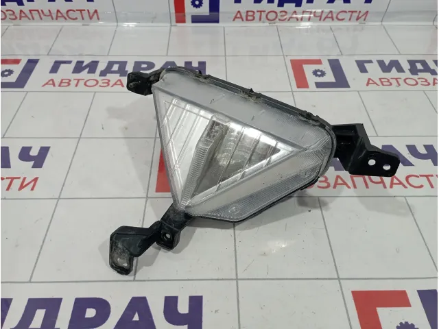 Указатель поворота в бампер правый Hyundai Elantra (AD) 92302-F2510