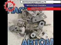 Петля двери шт Hyundai Elantra HD