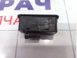 Кнопка закрывания багажника Hyundai Equus (VI) 818303N000