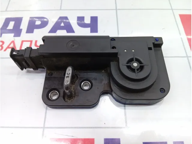 Ответная часть замка багажника Hyundai Equus (VI) 812103M010