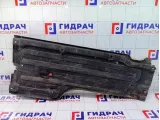 Защита антигравийная передняя левая Hyundai Equus (VI) 841353M000