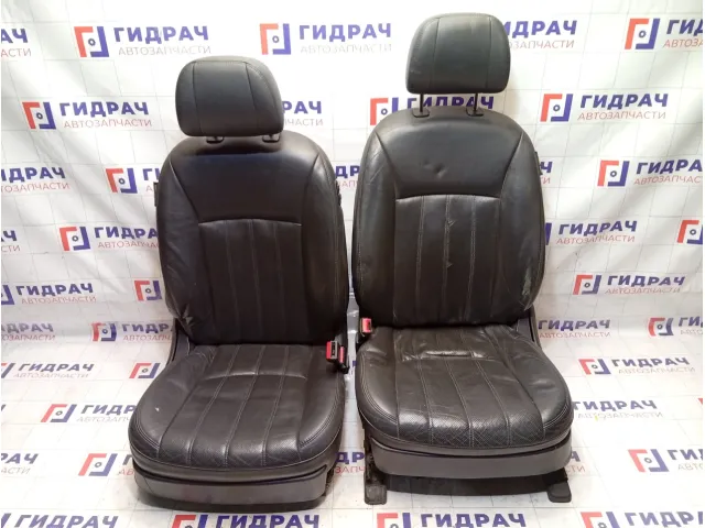 Сиденье комплект Hyundai Equus (VI) 882003N081XIR