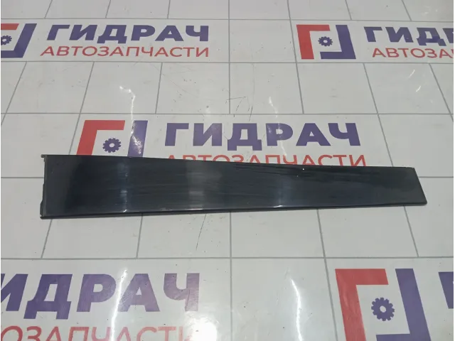 Накладка двери передней левой Hyundai Equus (VI) 822503N000