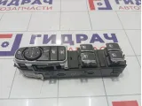 Блок управления стеклоподъемниками Hyundai Equus (VI) 935703N110VM5