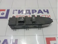 Кнопка стеклоподъемника передняя правая Hyundai Equus (VI) 935753N000VM5
