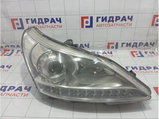 Фара правая Hyundai Equus (VI) 921023N081