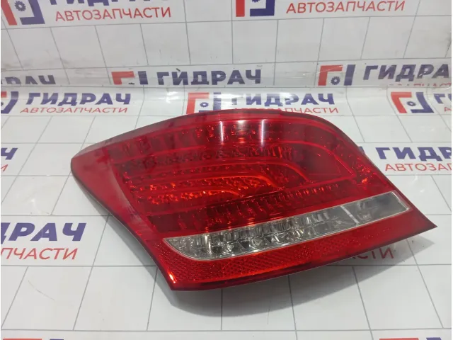 Фонарь задний левый Hyundai Equus (VI) 924013N020
