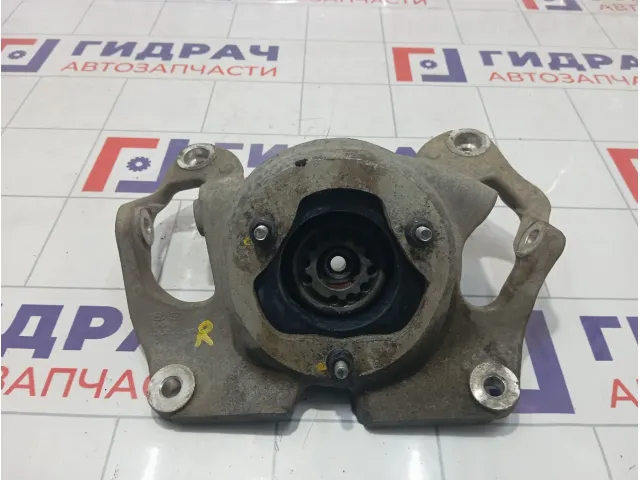 Кронштейн амортизатора правый Hyundai Equus (VI) 546413M000