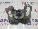 Кронштейн амортизатора правый Hyundai Equus (VI) 546413M000