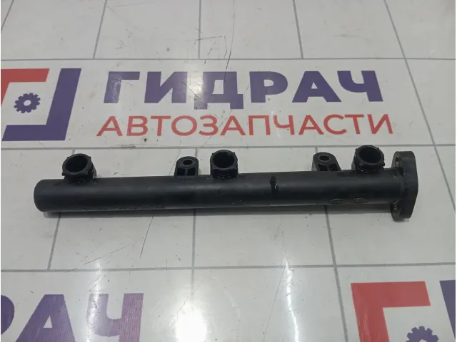 Топливная рампа (топливная рейка) правая Hyundai Equus (VI) 353043C700