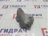 Кронштейн двигателя левый Hyundai Equus (VI) 218153M100