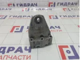 Кронштейн двигателя правый Hyundai Equus (VI) 218153M150