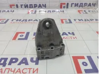 Кронштейн двигателя правый Hyundai Equus (VI) 218153M150
